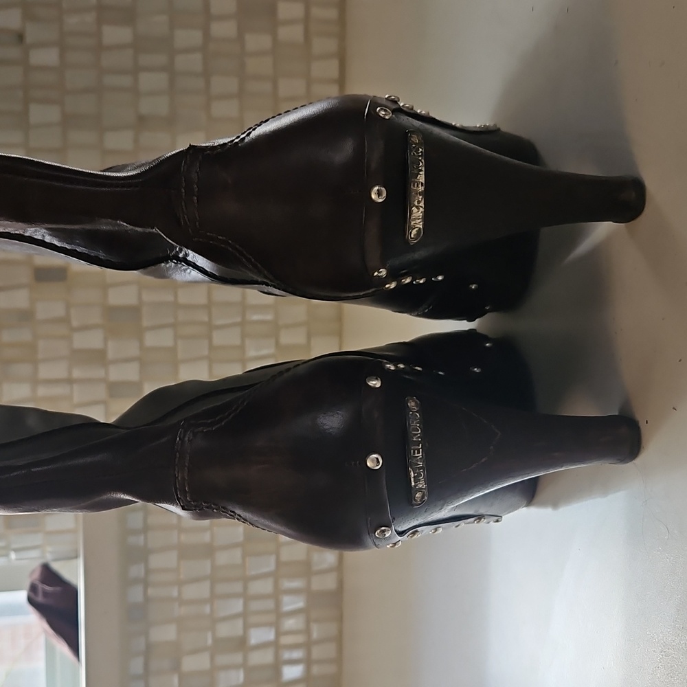 Elegant Brown Leather Women's Boots - Picture 3 of 4